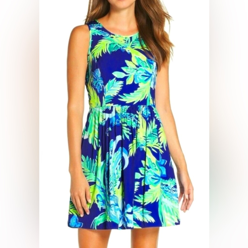 Lilly Pulitzer Kassia Dress in Twilight Blue Nest to Nothing
SIZE 2